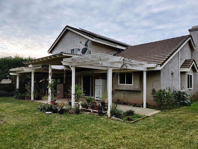 Foto del edificio - 4356 Richwood Ave