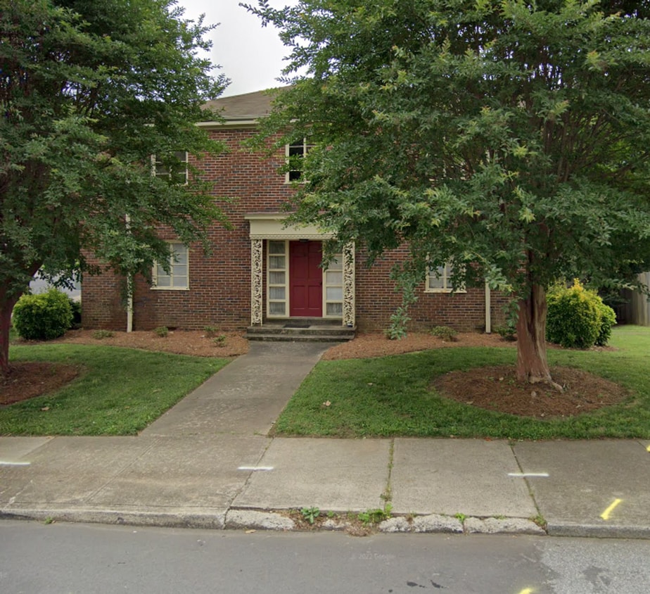 Primary Photo - 610 W Second St