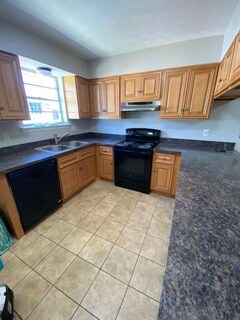 Building Photo - 3708 Martinique Ave