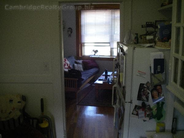 Building Photo - 104 Hancock St