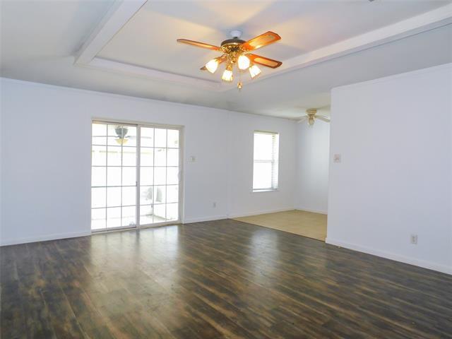 Foto del edificio - 5426 King Manor Dr