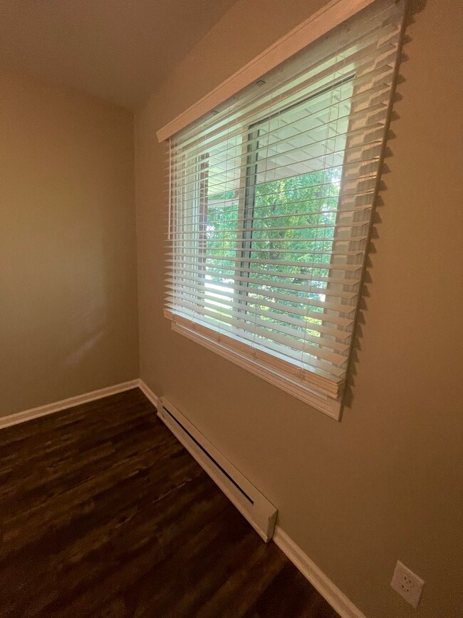 Building Photo - 207 W Walworth St