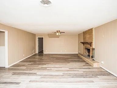 Building Photo - Wonderful 4 bedroom, 3 bathroom home!