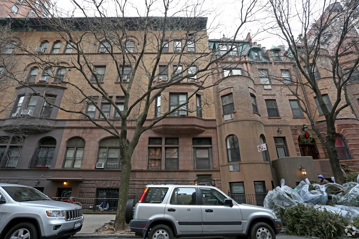 Foto del edificio - 317 W 82nd St