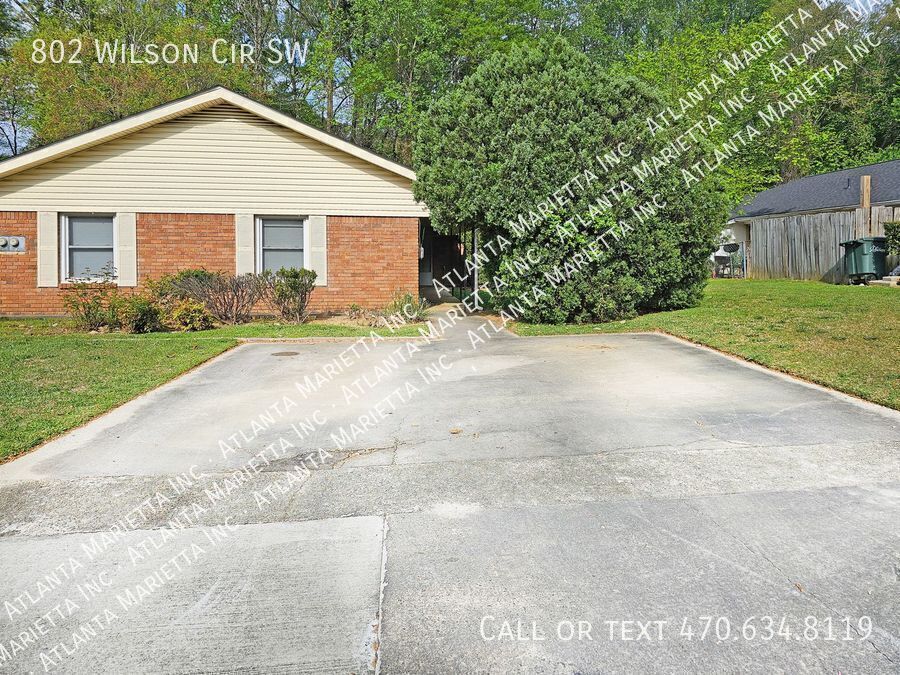 Photo - 802 Wilson Cir SW-