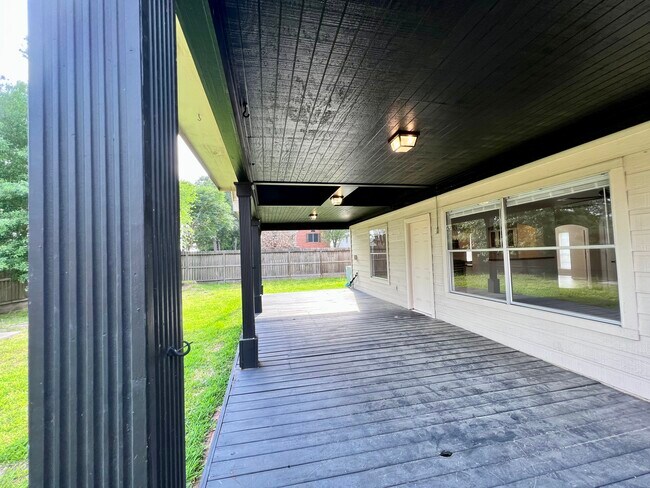 Foto del edificio - 18602 Twigsworth Ln