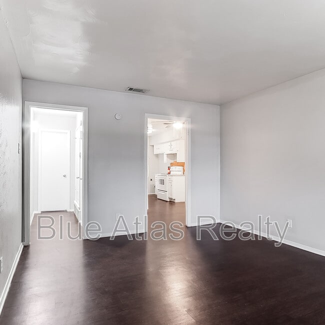 Photo - 2725 Patricia Ln Apartment