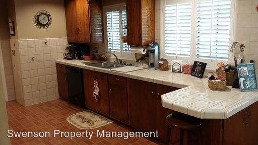 Building Photo - 44 Oak Knoll Loop