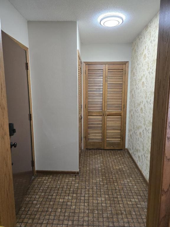 Building Photo - 827 Craite Ave