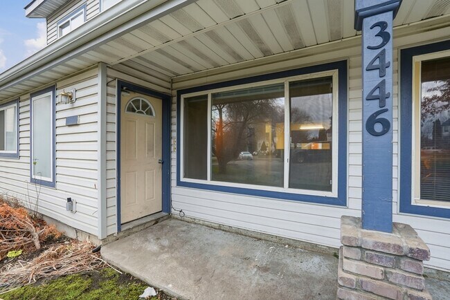 Foto del edificio - 3446 W Lilac Ct