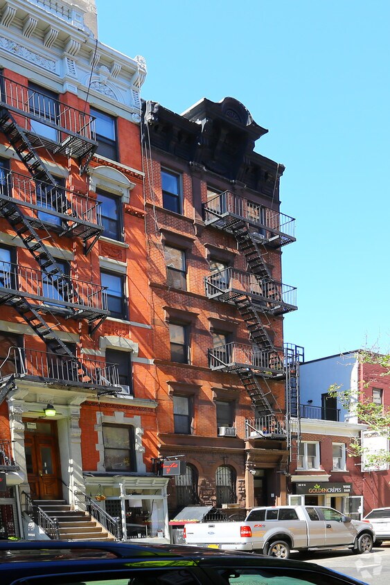 Primary Photo - 260 W 15th St