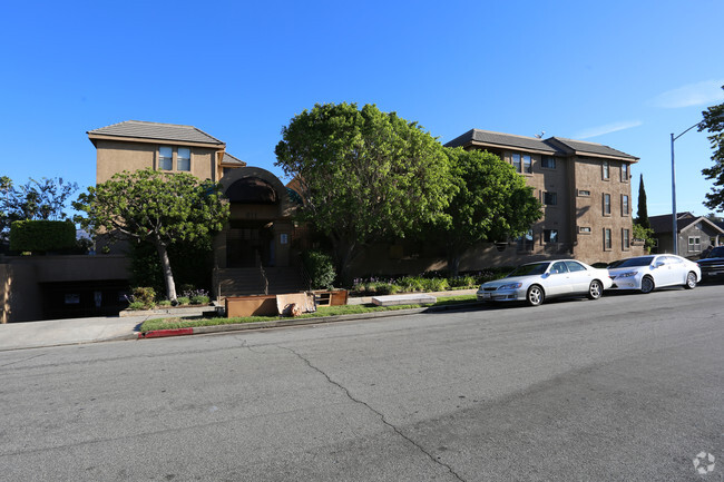 Building Photo - Orange Grove Apartments