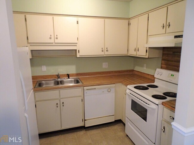 Building Photo - 314 Harwell Ave