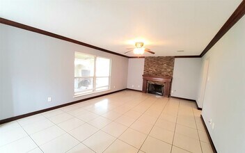 Building Photo - 18123 Flower Grove Ct