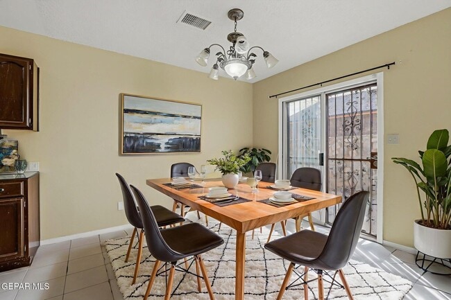 Foto del edificio - 12528 Martin Bauman Dr