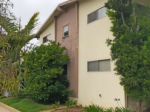 Building Photo - 1801 De La Vina St