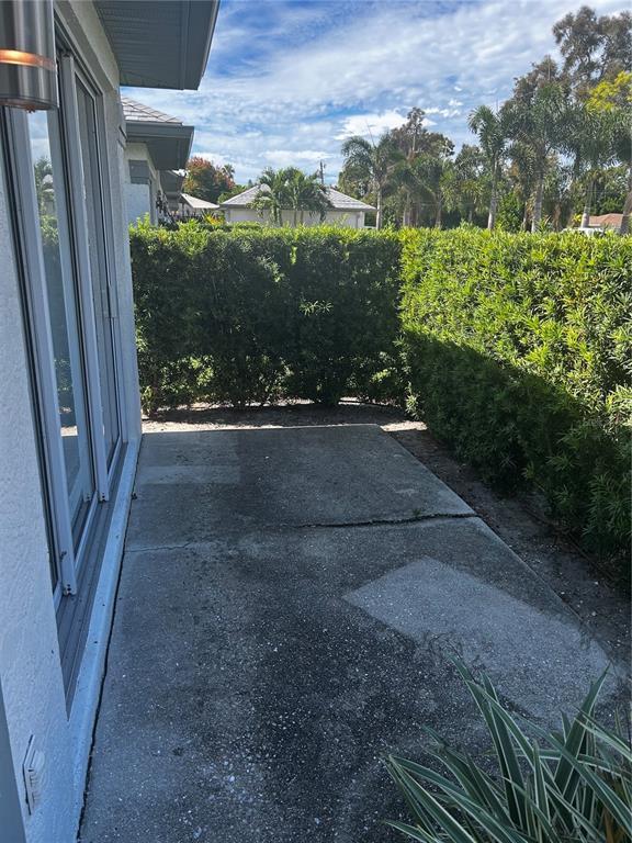 Foto del edificio - 1940 Debbie St