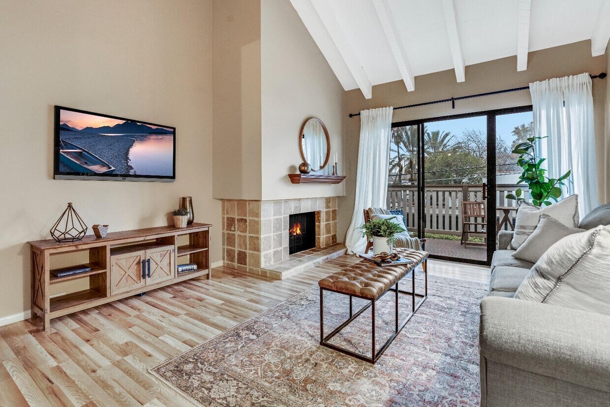 514 Woodside Oaks Unit 8, Sacramento, CA 95825 Condo for Rent in