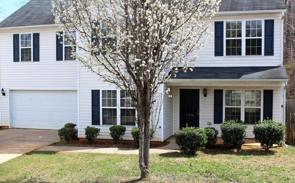 136 Drewsbury Dr House for Rent in Greensboro, NC