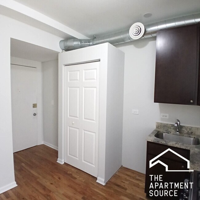 Foto del edificio - 7606 N Paulina St