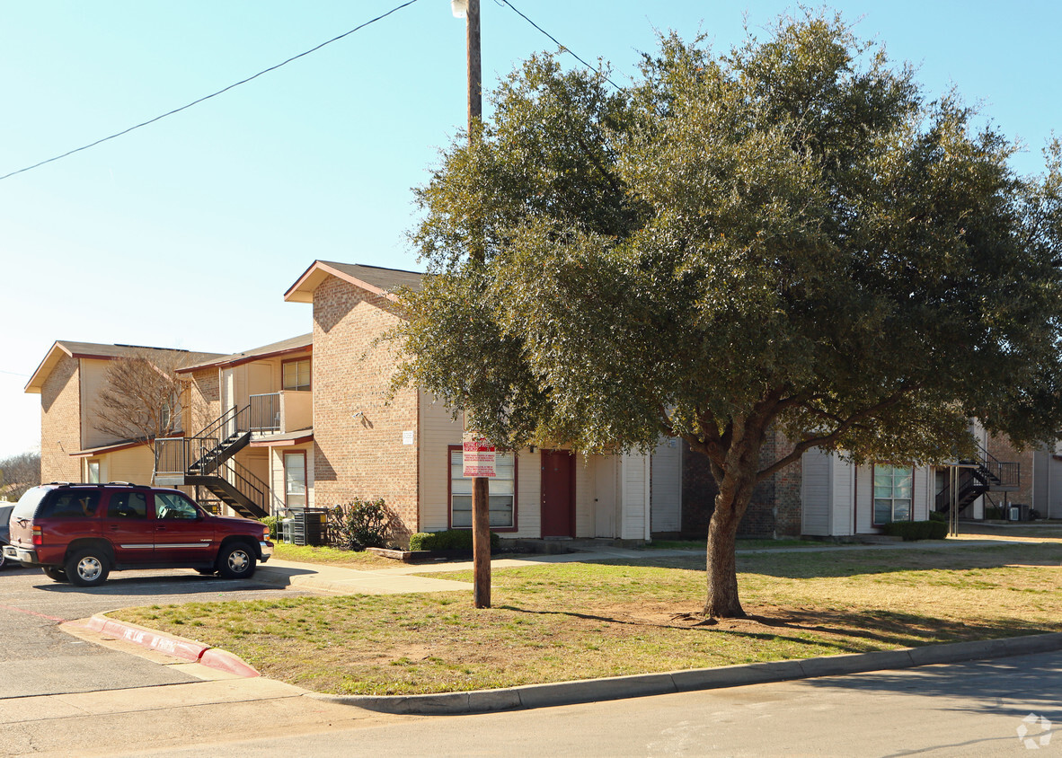 Foto del edificio - Webber Garden Apartments