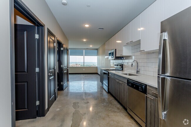 1BR, 1BA - A1 - Flashcube Apartments