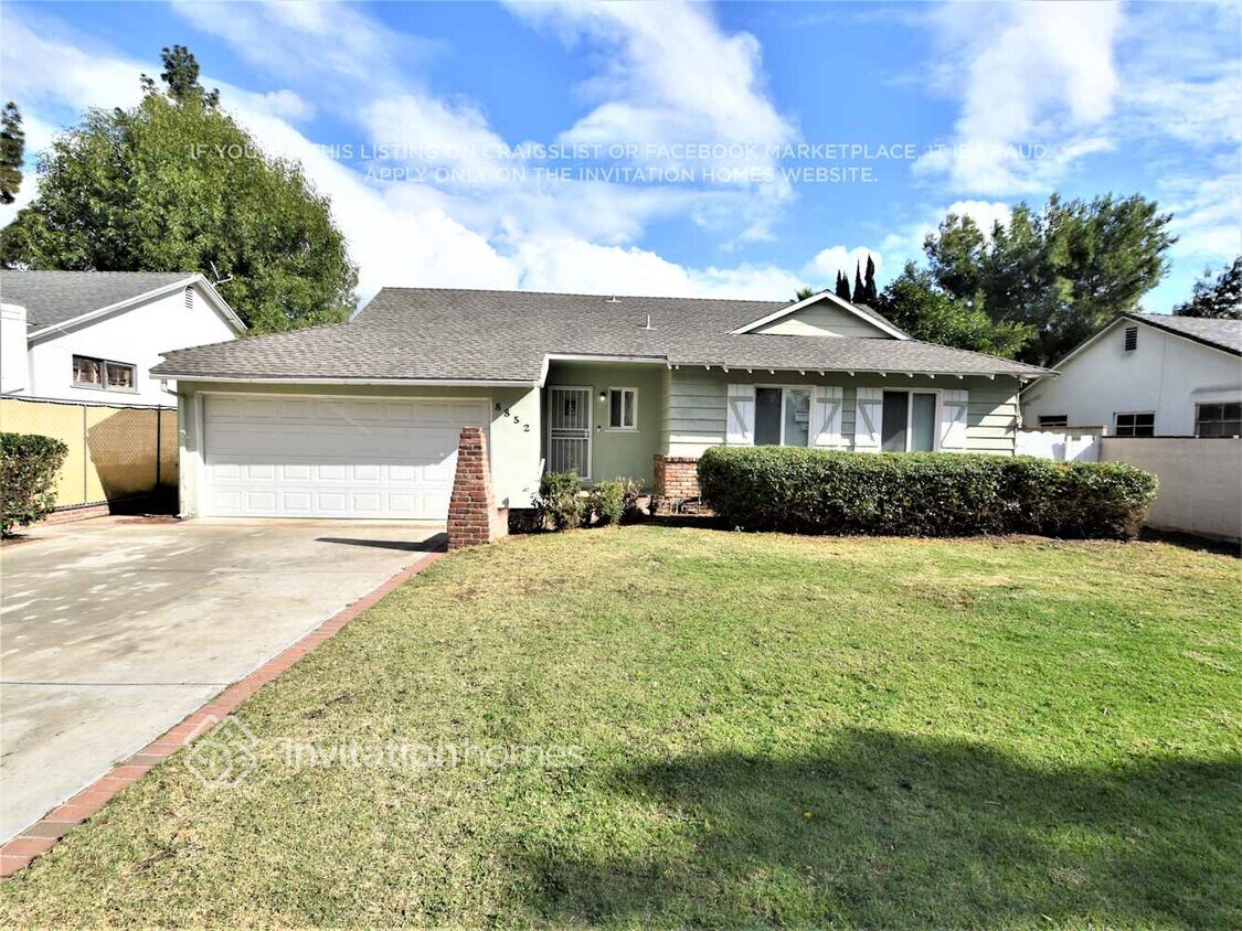Foto principal - 8852 Casaba Ave