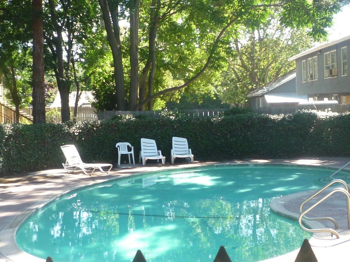 1114 Nord Avenue 37 Apartment for Rent in Chico, CA