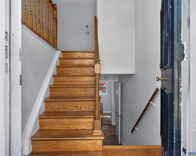 Building Photo - 308 Eastbrook Dr