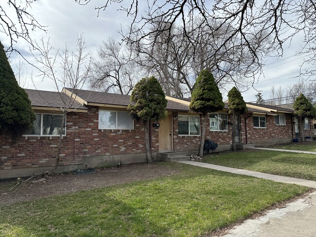 Building Photo - 805 W Lander St
