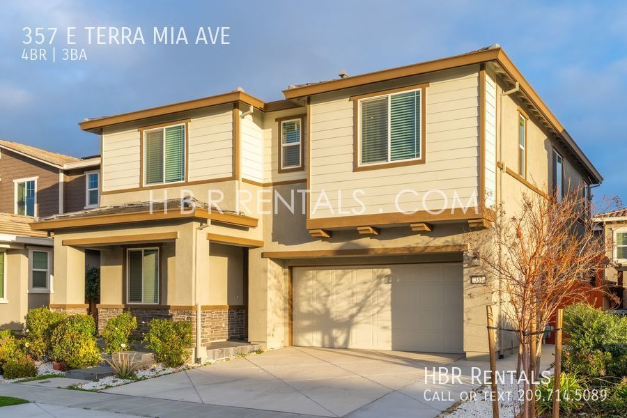 CORDES Village Mountain House Beautiful 4 House Rental in Tracy