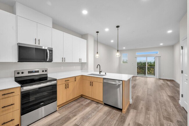 Foto del edificio - Brand New Luxury Townhomes in North Lynnwood!