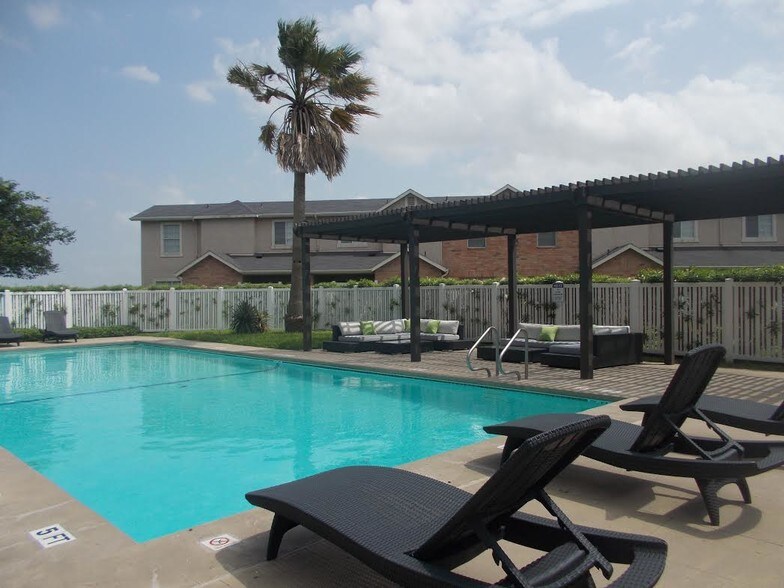hawks landing apartments rentals - kingsville, tx | apartments hawks landing apartments rentals - kingsville, tx | apartments