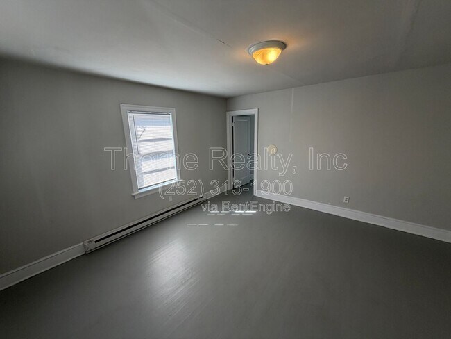 Foto del edificio - 914 Nashville Rd