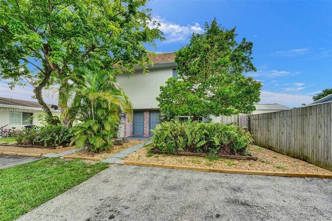 Foto del edificio - 1227 SW 8th Ave