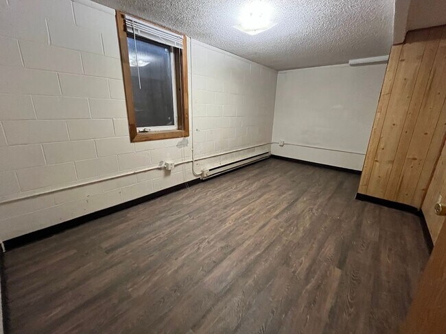 Foto del edificio - 602 8th St NE