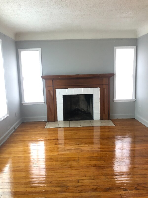 Foto del edificio - 11415 Littlefield St