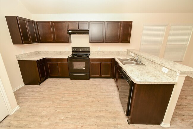 Building Photo - Blue Ridge Ranch - 5127 Blue Ranch. San An...