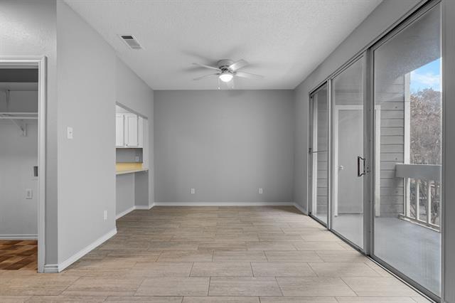 Foto del edificio - 5310 Keller Springs Rd