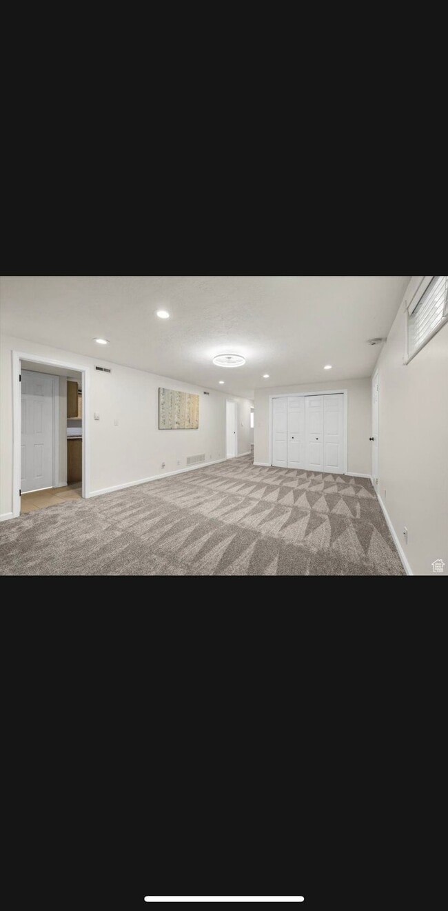 Building Photo - 279 Peachtree Dr