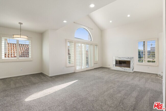 Foto del edificio - 1010 California Ave