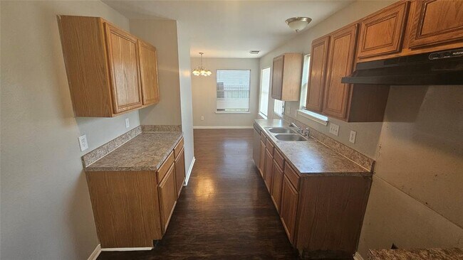 Building Photo - 24410 Bar Kay Ln