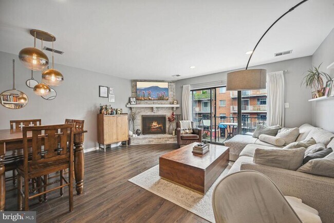 Foto del edificio - 2119 N Monroe St