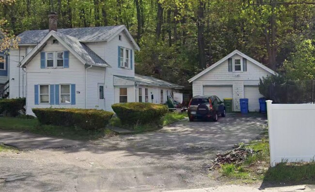 Building Photo - 774 Frost Rd