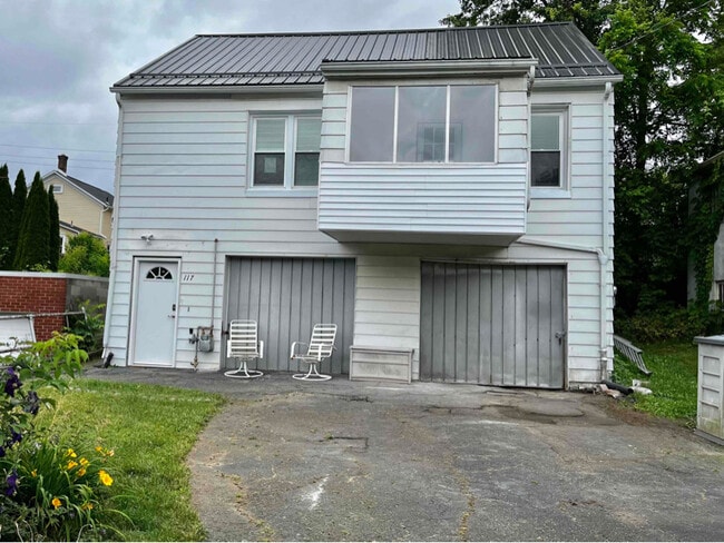 Foto del edificio - 117 N Arthur Ave