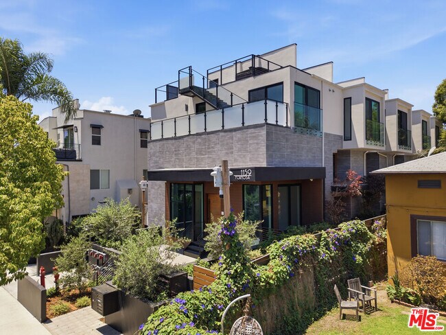 Building Photo - 1159 N Formosa Ave