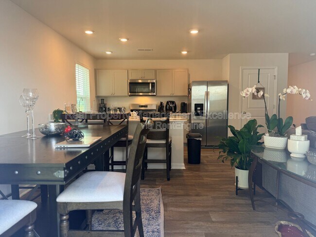 Foto del edificio - 58 Sweet Mdw Rd