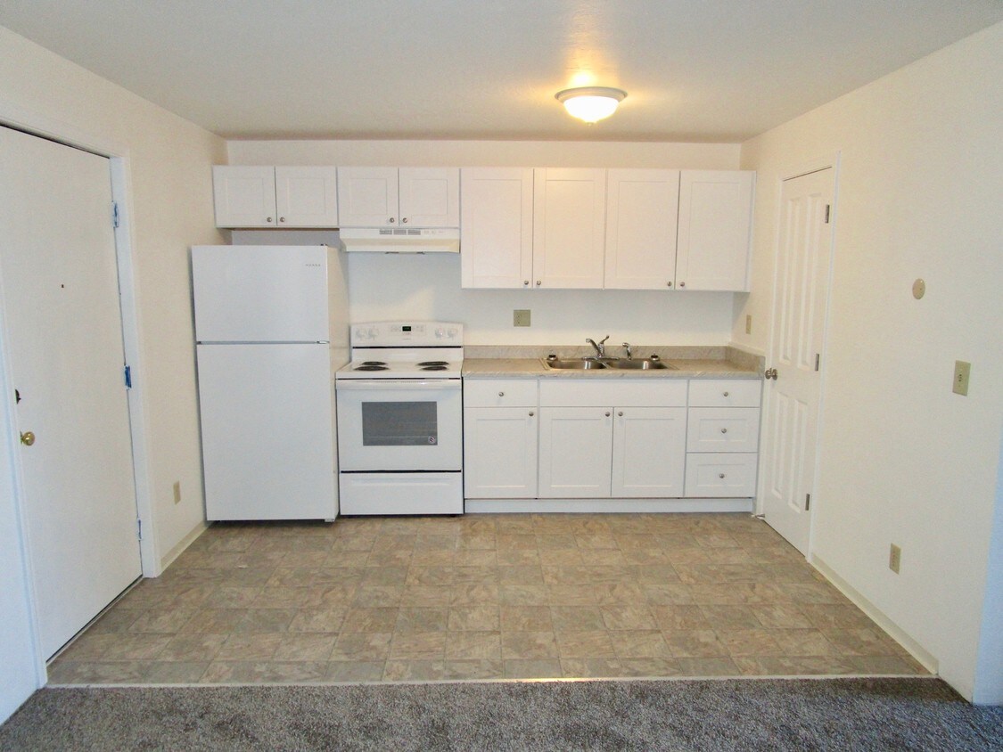 Primary Photo - 300 Union St