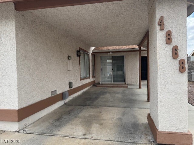 Building Photo - 4868 Treetrunk Ave