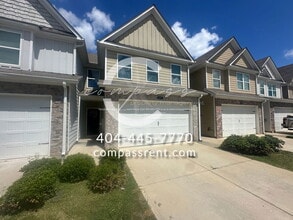 Building Photo - 107 Squarewood Ln NW